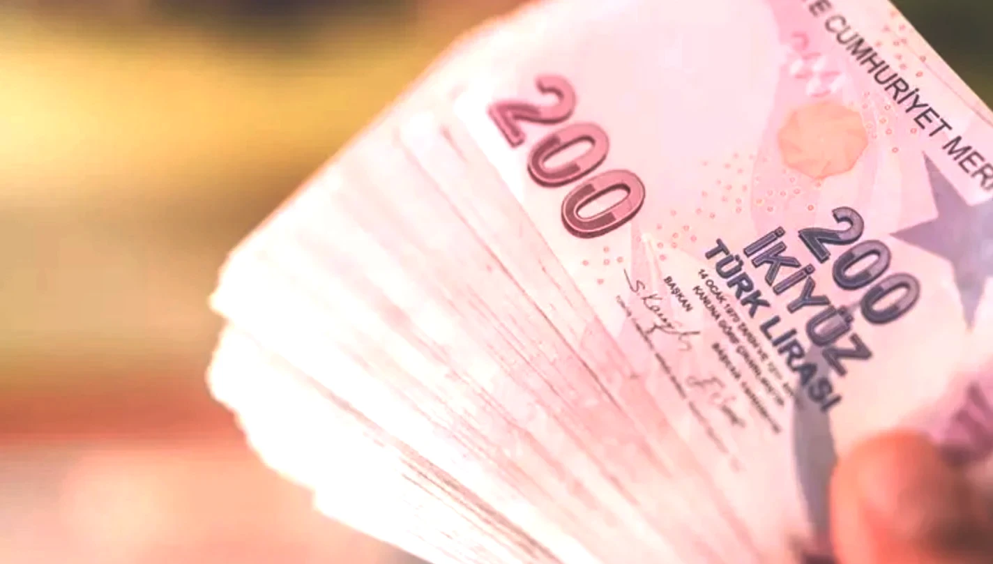 Öğrencilere Müjde! Karşılıksız 10 Bin TL Burs Başvuruları Başladı!
