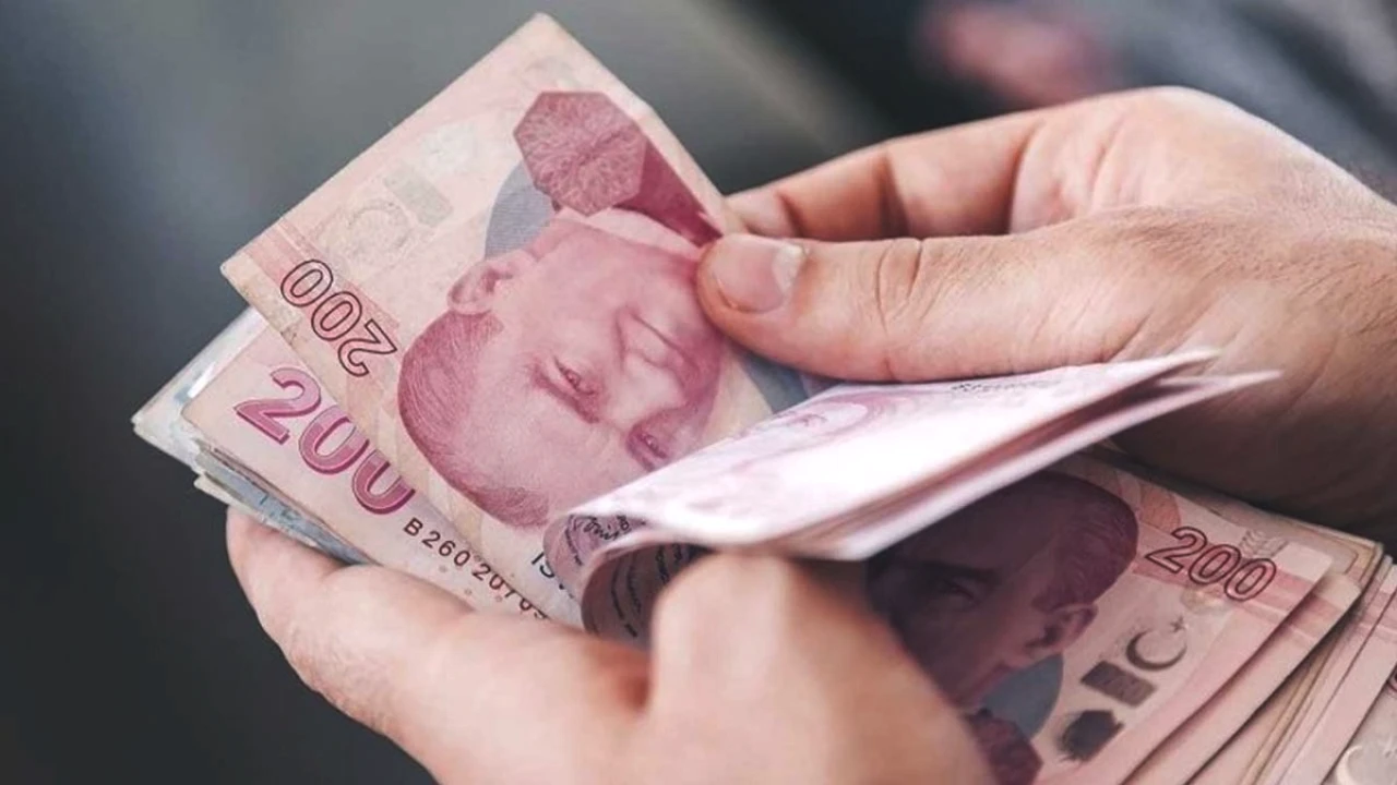 Emekliye Yeni Sistem Ekimde Meclis'e Geliyor! GETAD ile Düşük Gelirli Hanelerde Eksik Kalan Gelirin Devletten Tamamlanması Planlanıyor