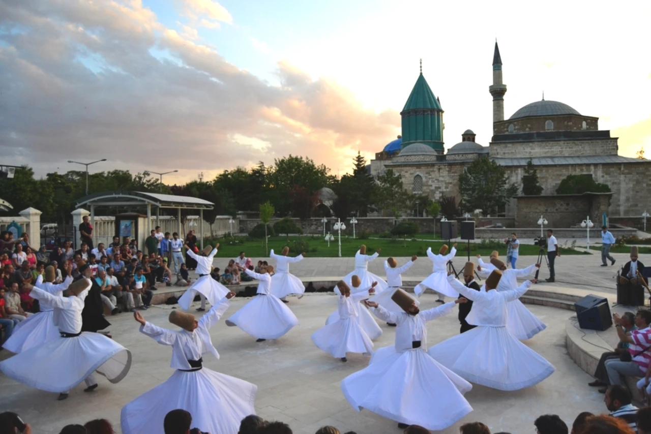Herkes Memleketine Dönse Türkiye'nin En Kalabalık İli Hangisi Olurdu? TÜİK Verisi Şaşırttı: İstanbul Sadece 3'üncü, Malatya 20'nci Sırada