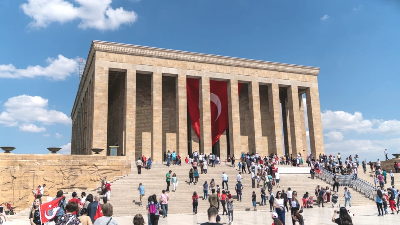 Herkes Memleketine Dönse Türkiye'nin En Kalabalık İli Hangisi Olurdu? TÜİK Verisi Şaşırttı: İstanbul Sadece 3'üncü, Malatya 20'nci Sırada