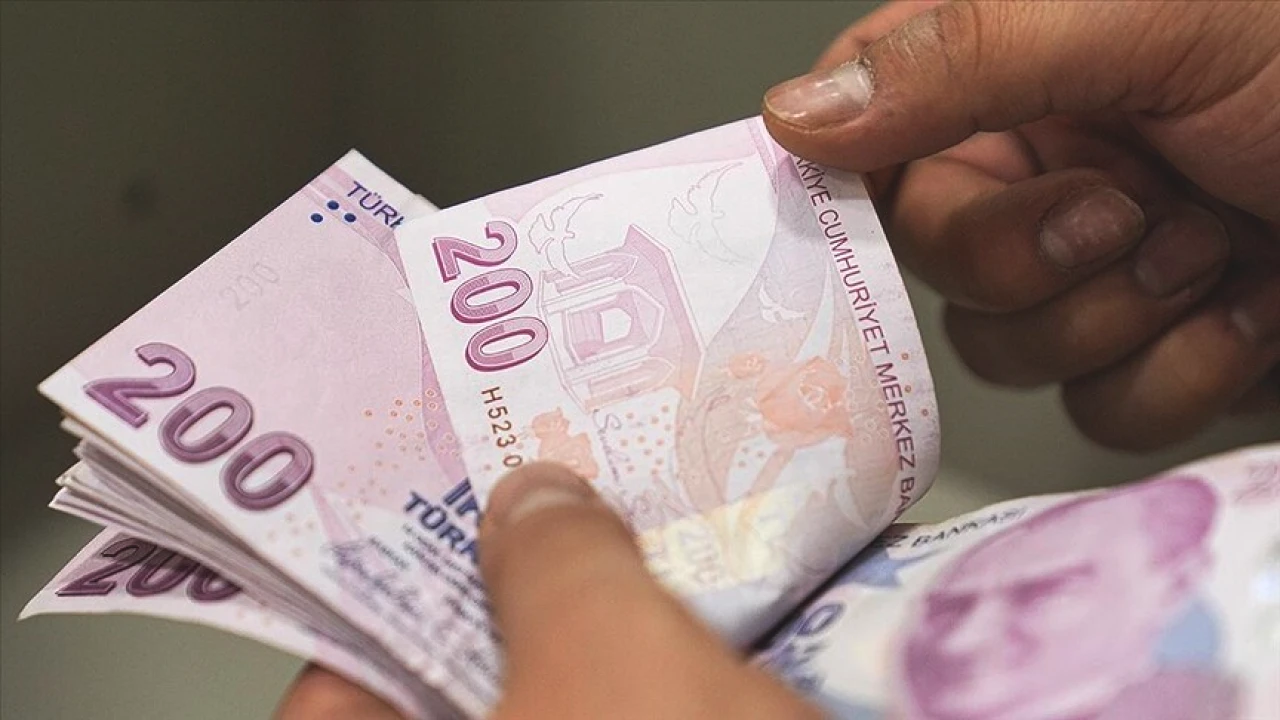 Öğretmen ve Polis Maaşı 100 Bin TL'yi Aşıyor! Memurun Ocak Zammı Hesabı